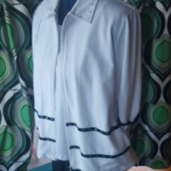 Zip up jacket white black silver stud Blast sz XL - Picture 9 of 11